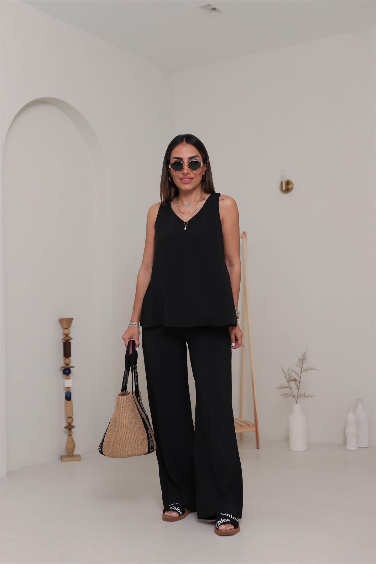 3142 V Yaka Sıfır Kol Tencel Takım SİYAH