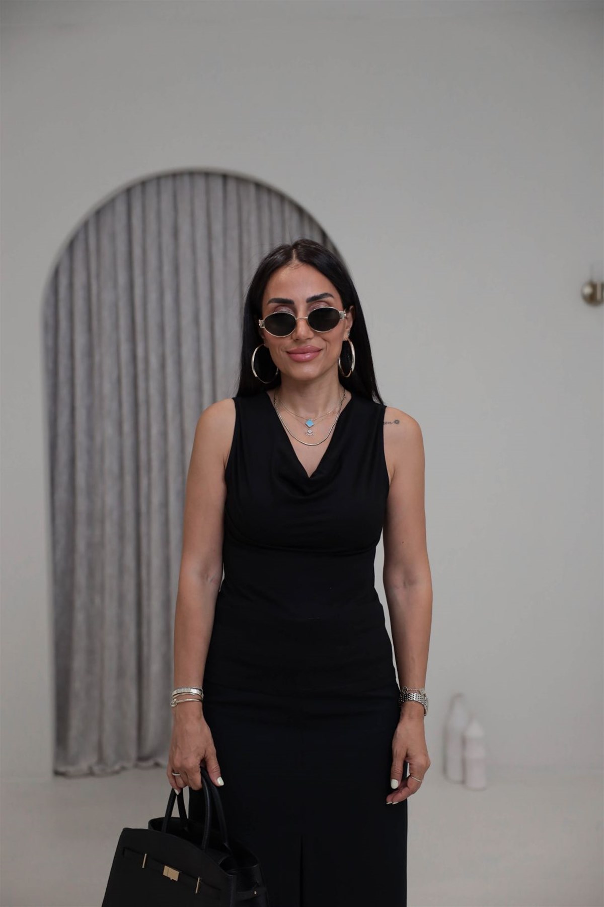 2878 Sıfır Kol Degaje Yaka Bluz SİYAH