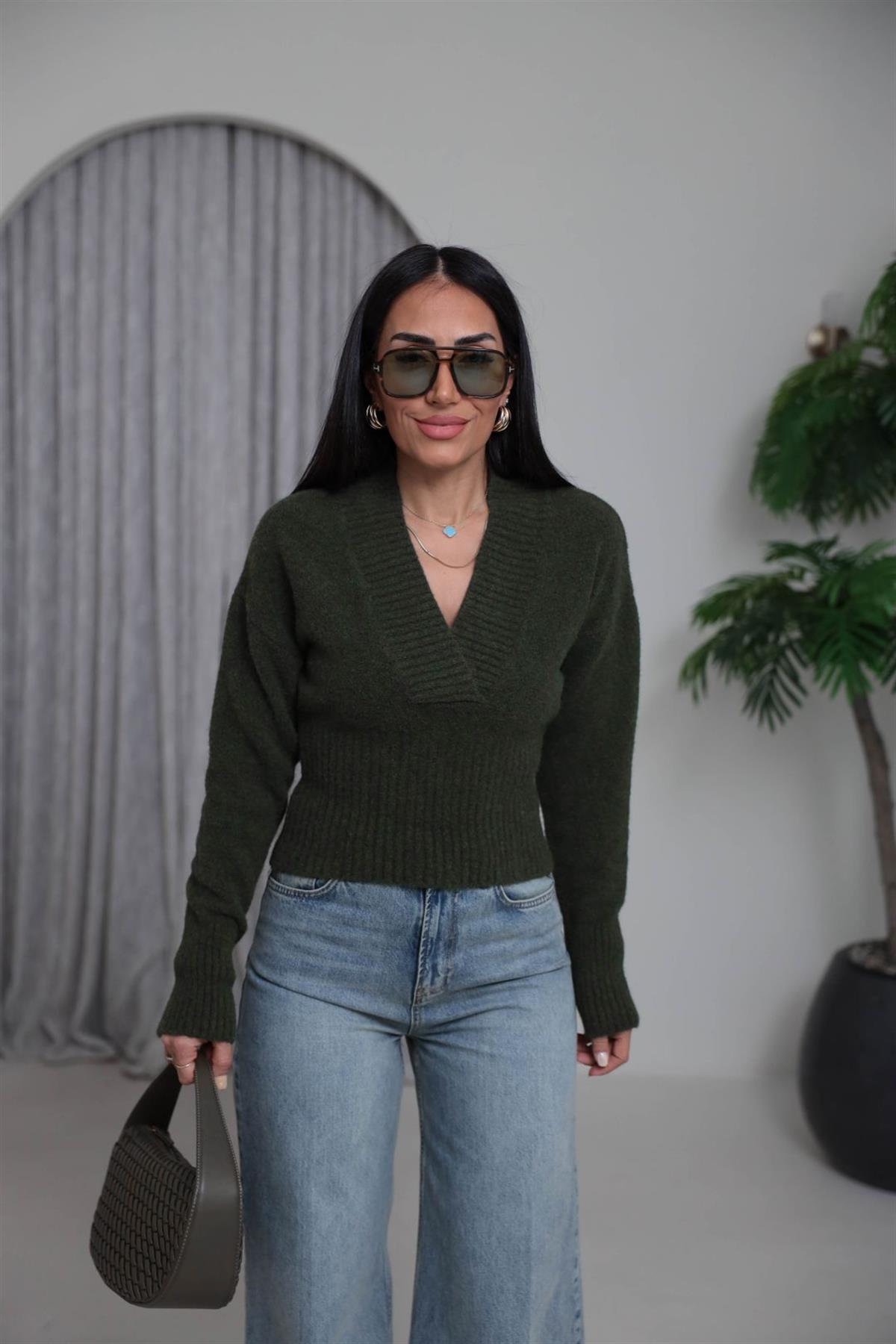 5080 Yaka Detaylı Yumoş Triko HAKİ YEŞİL