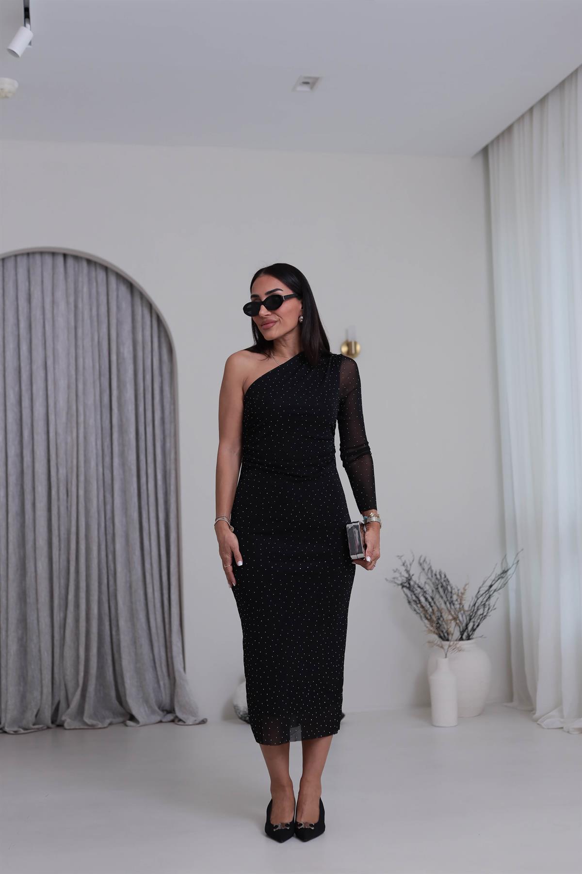 3722 Tek Omuz Detaylı Drapeli Taşlı Tül Elbise SİYAH