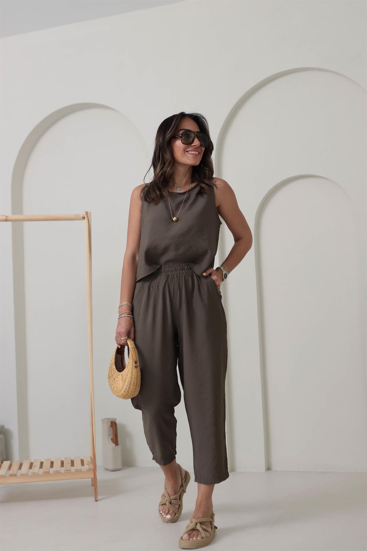 3089 Tencel Kumaş Kolsuz Takım HAKİ YEŞİL