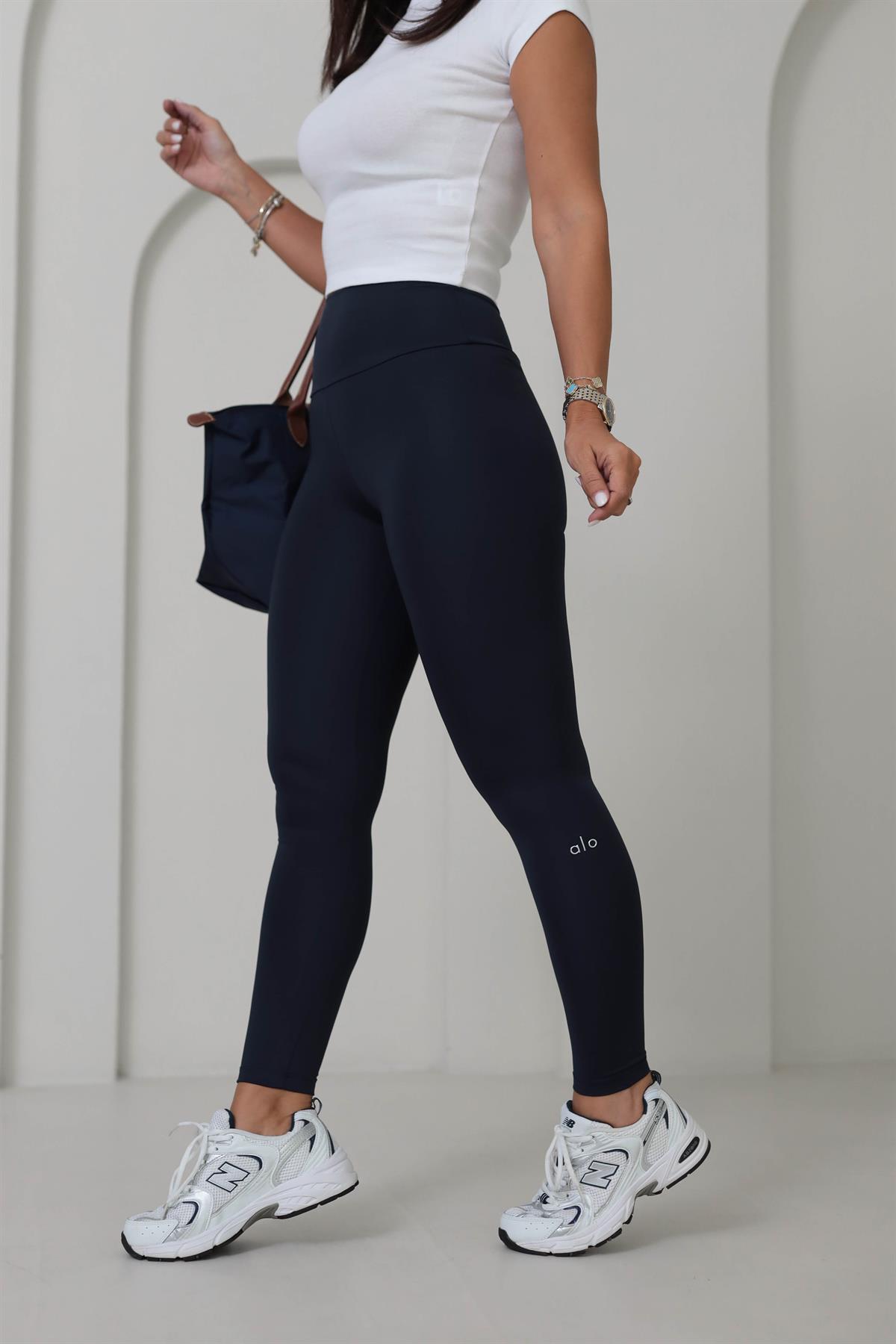 030 Yazı Detaylı Toparlayıcı Tayt LACİVERT