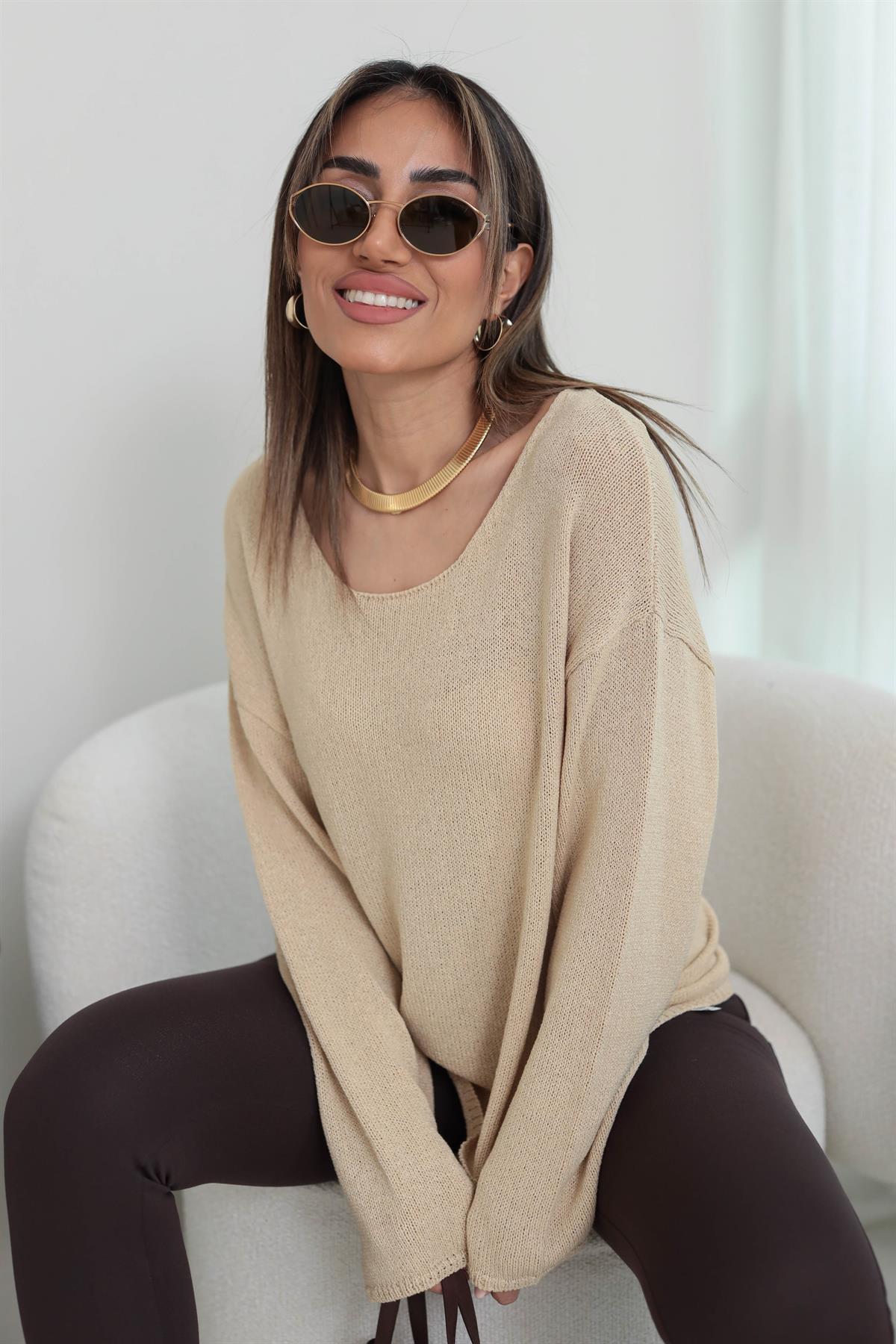 0706 Oval Yaka Basic Triko BEJ