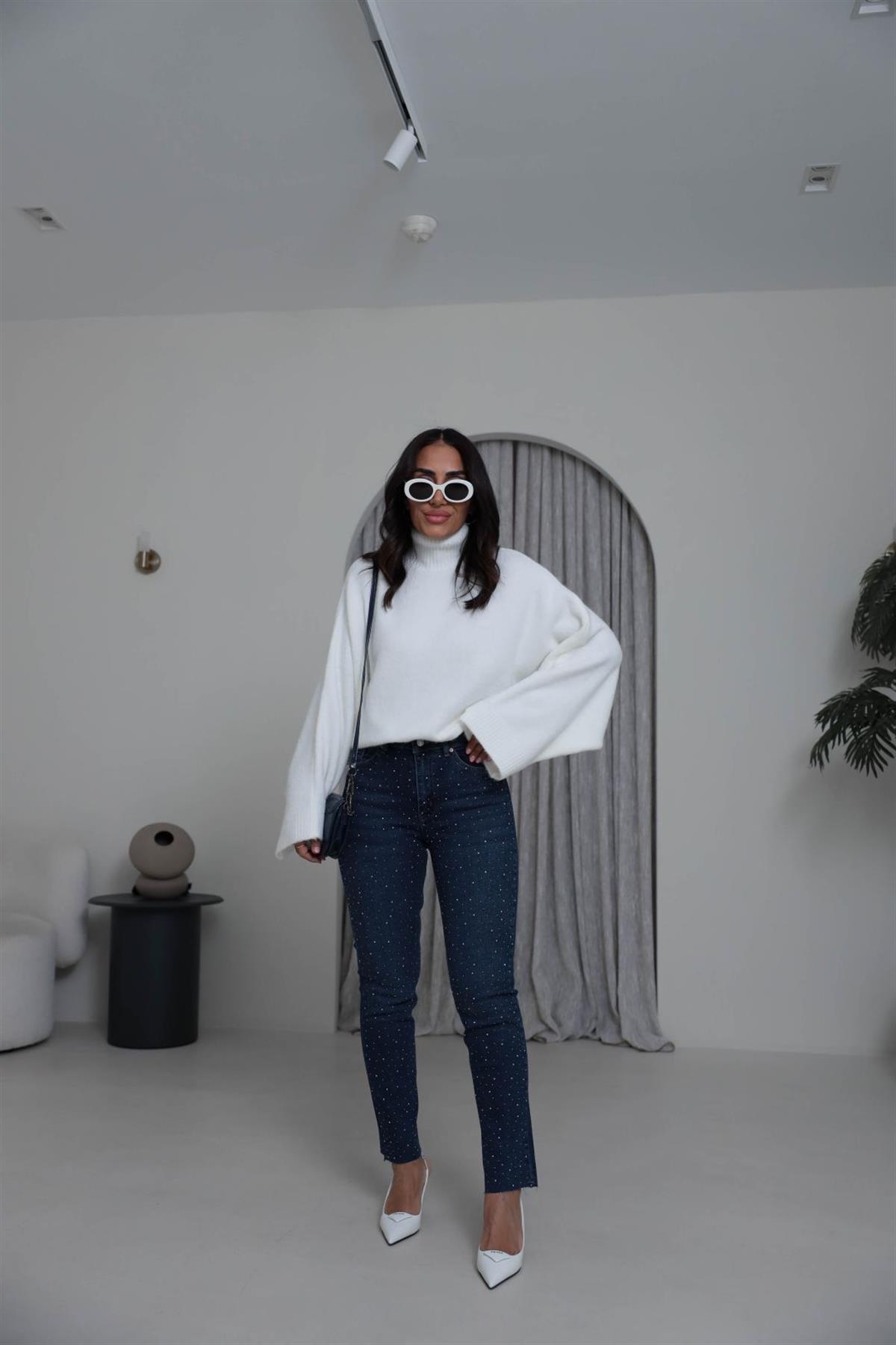 1055 Serpme Taşlı Likralı Jean KOYU MAVİ