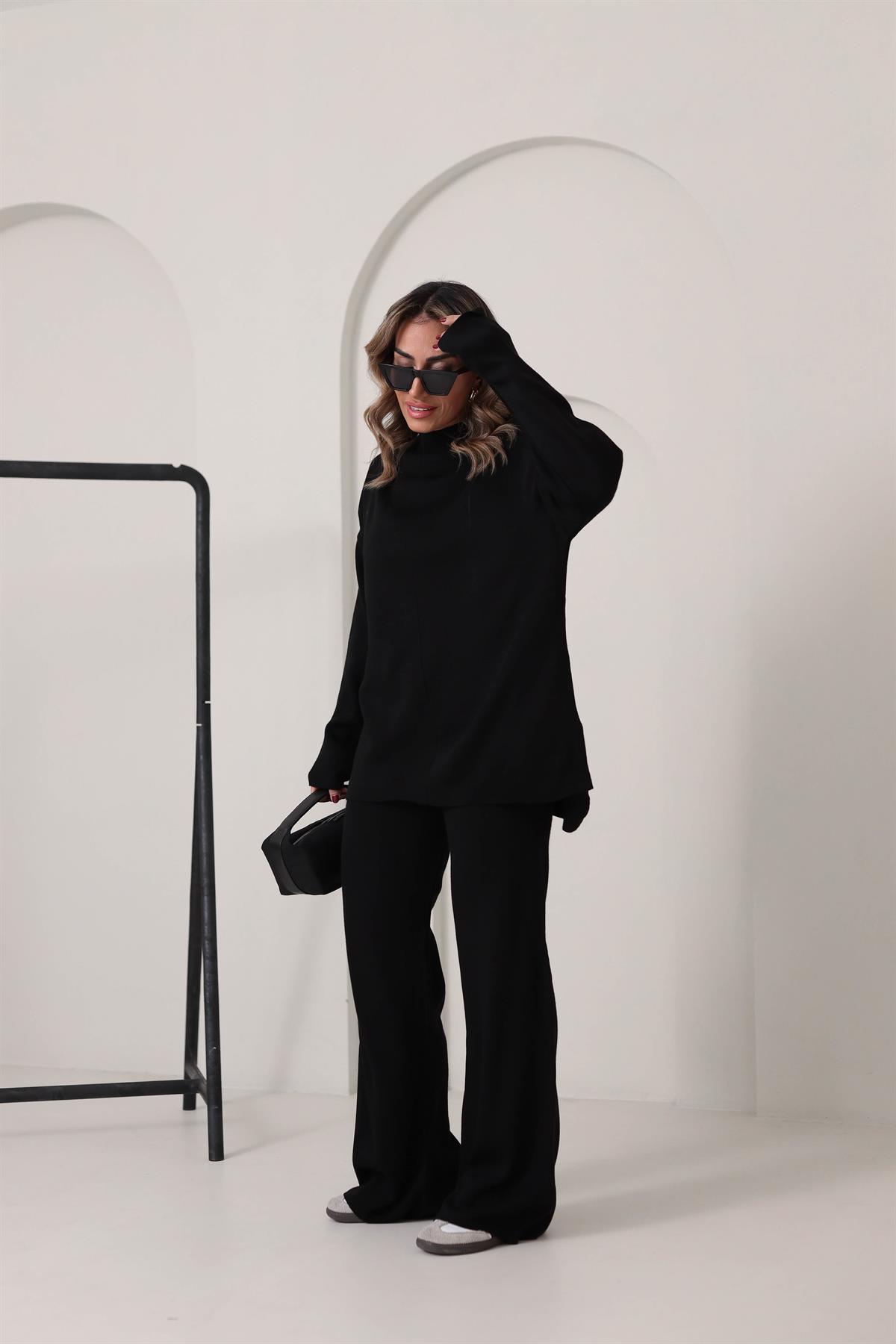 0001 Yarım Balıkçı Pantolonlu Triko Takım SİYAH