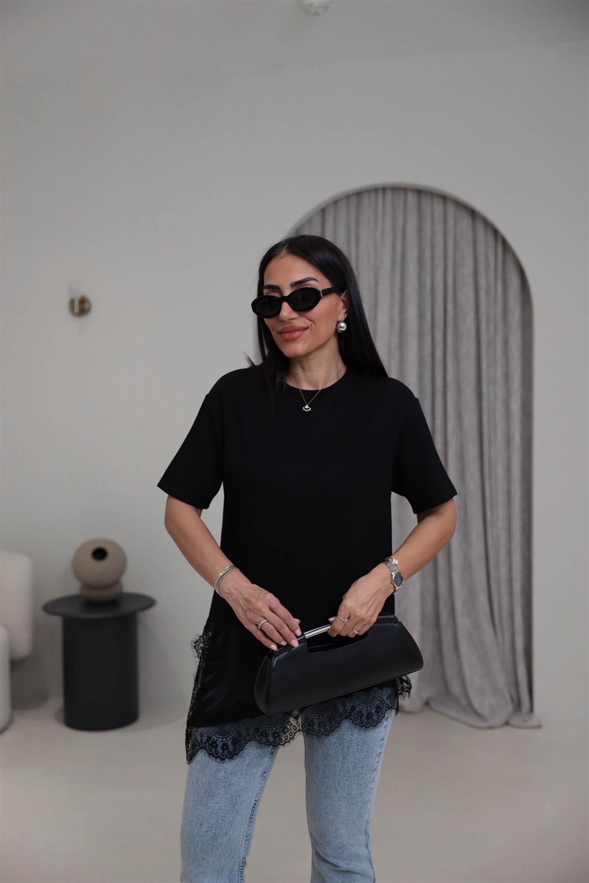 1248 Saten Garnili Dantel Güpürlü Tasarım Tshirt SİYAH