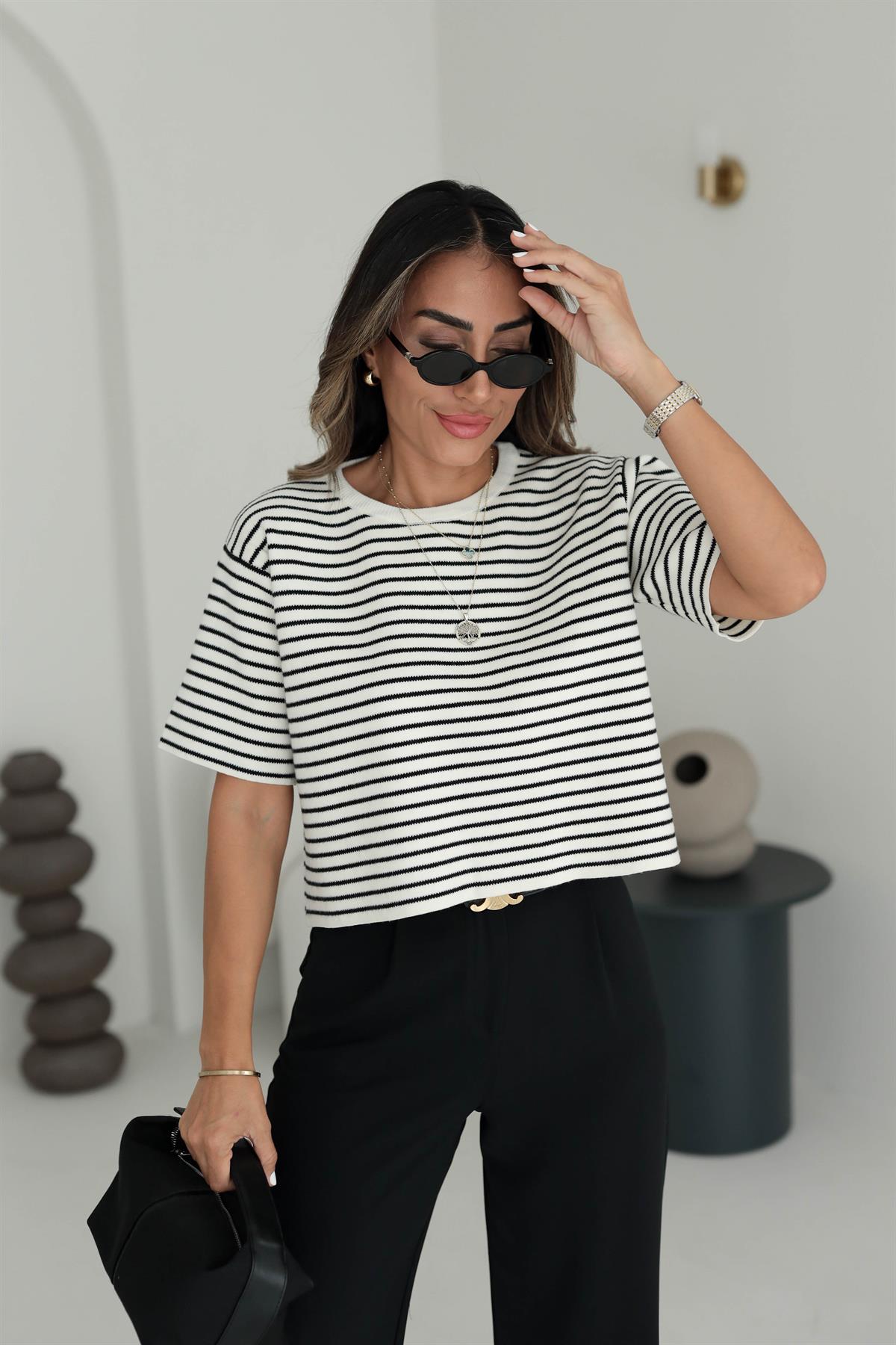 4462 Çizgili Yumuşak Doku Kısa Kol Triko