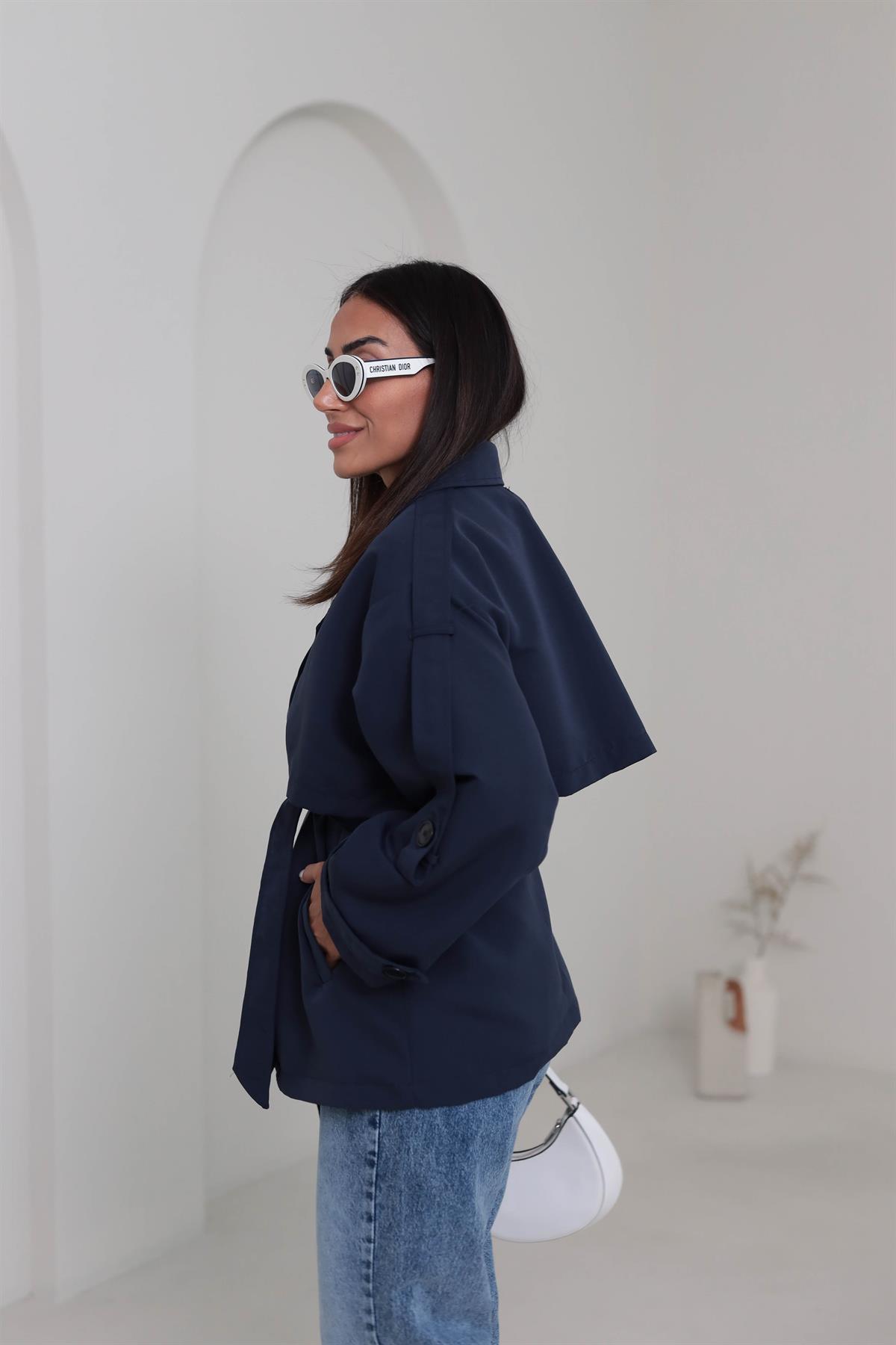 2019 Apoletli Kuşaklı Kısa Trençkot LACİVERT