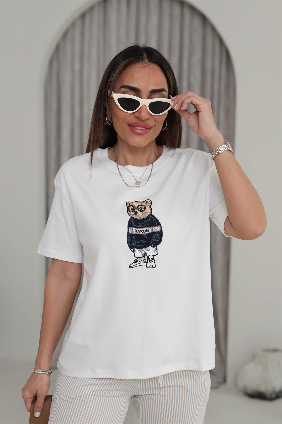 3512 Bisiklet Yaka Ayıcık Nakışlı Tshirt EKRU