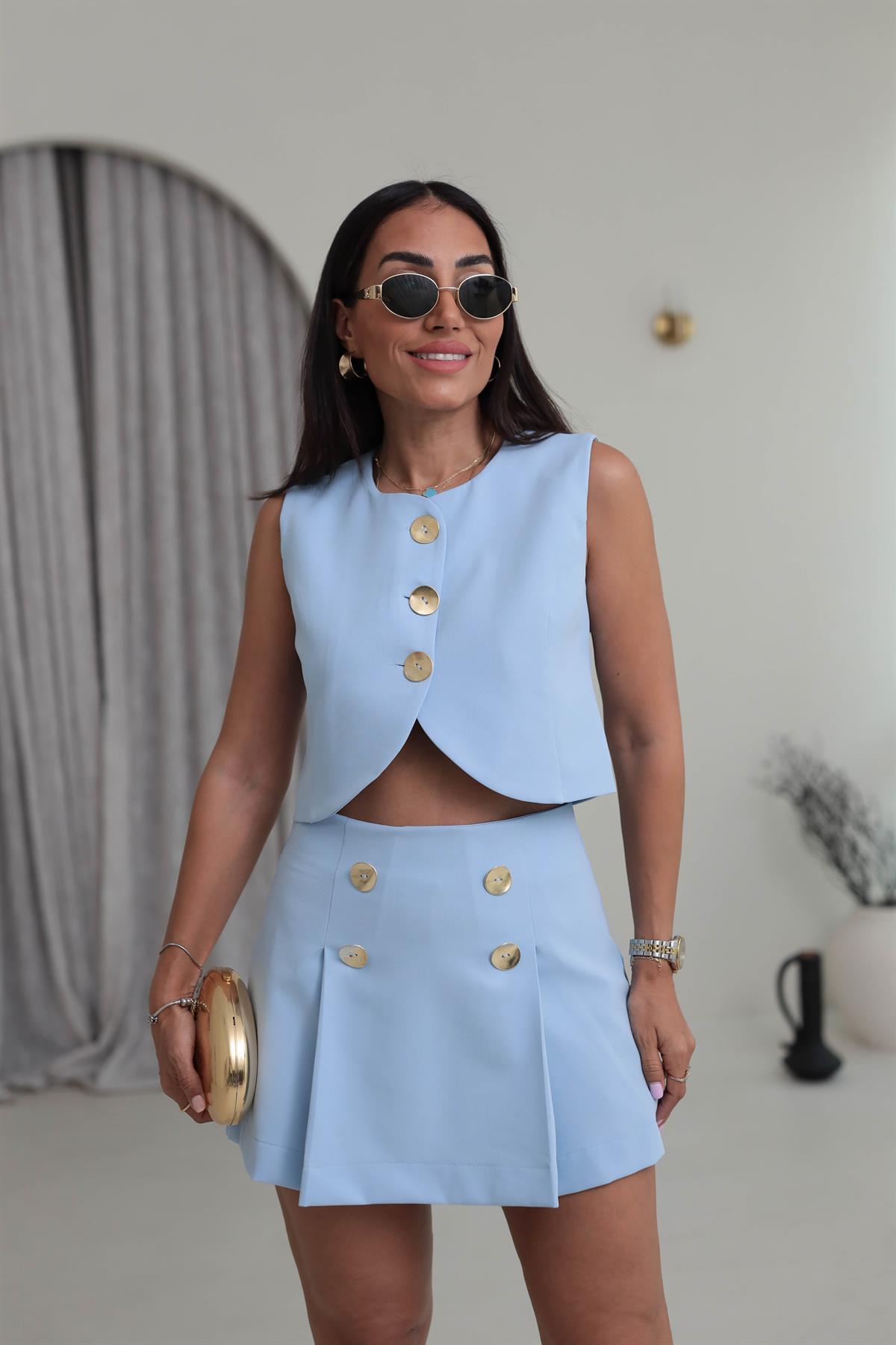 0294 Gold Düğmeli Crop Yelek & Şort Etekli Takım BEBE MAVİ