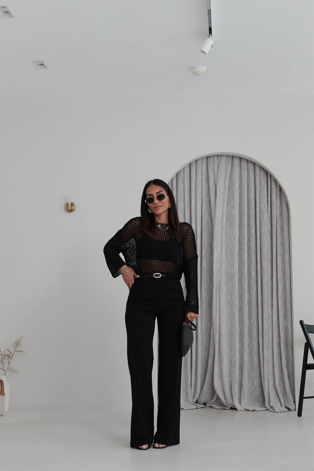 0807 Kayık Yaka Ajurlu Triko Kazak SİYAH