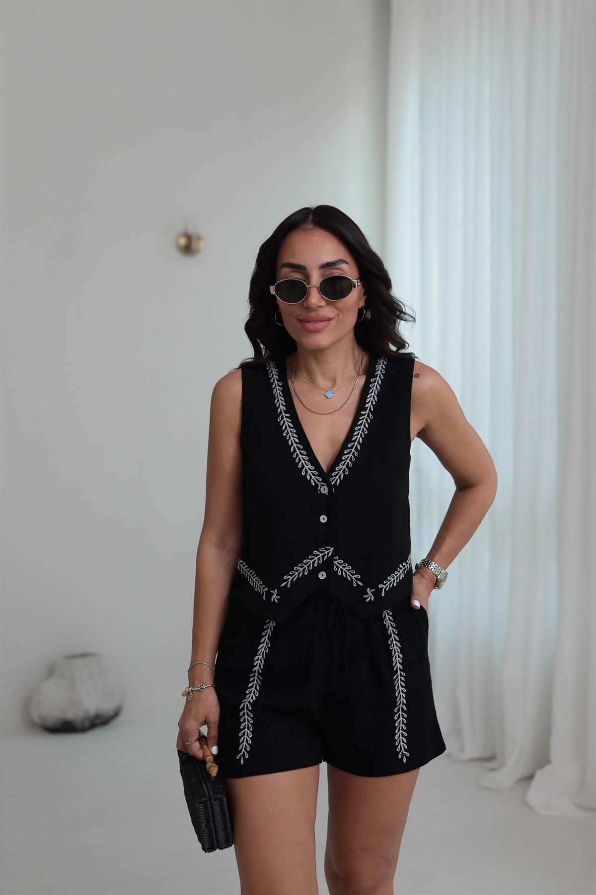 8837 İşleme Detaylı Tencel Keten Yelek & Şort Takım SİYAH