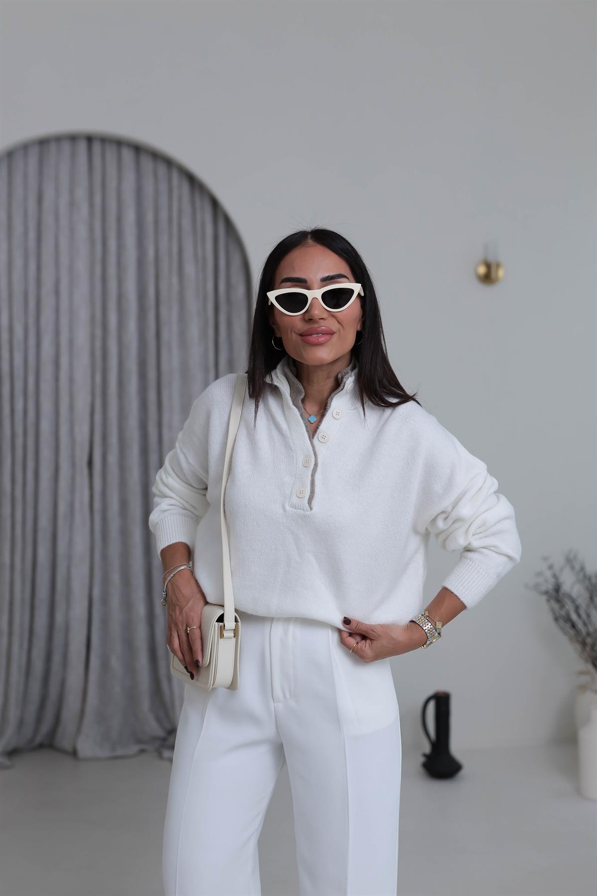 1023 Patlı Düğmeli Kazak EKRU