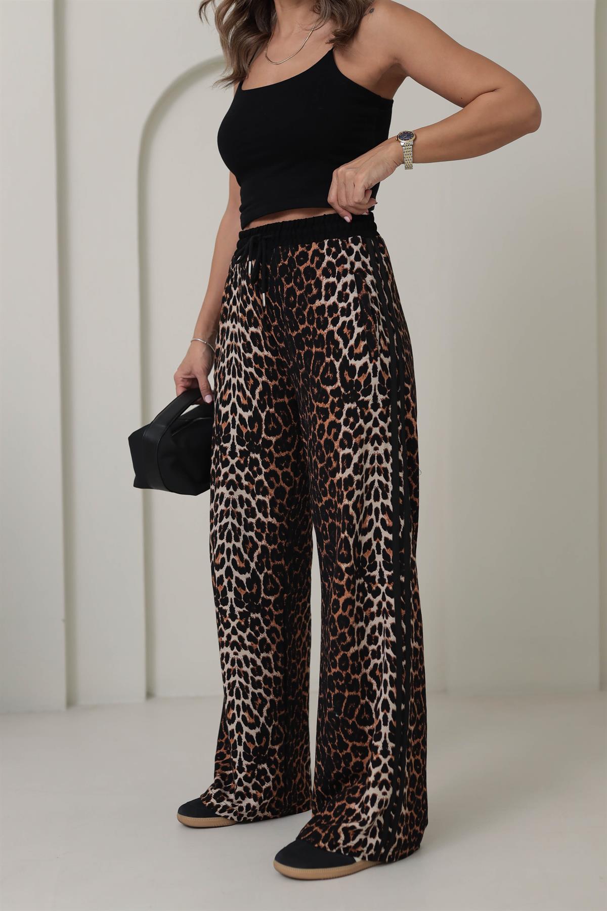 Leopar Desen Yanları Şeritli Eşofman Altı LEOPAR