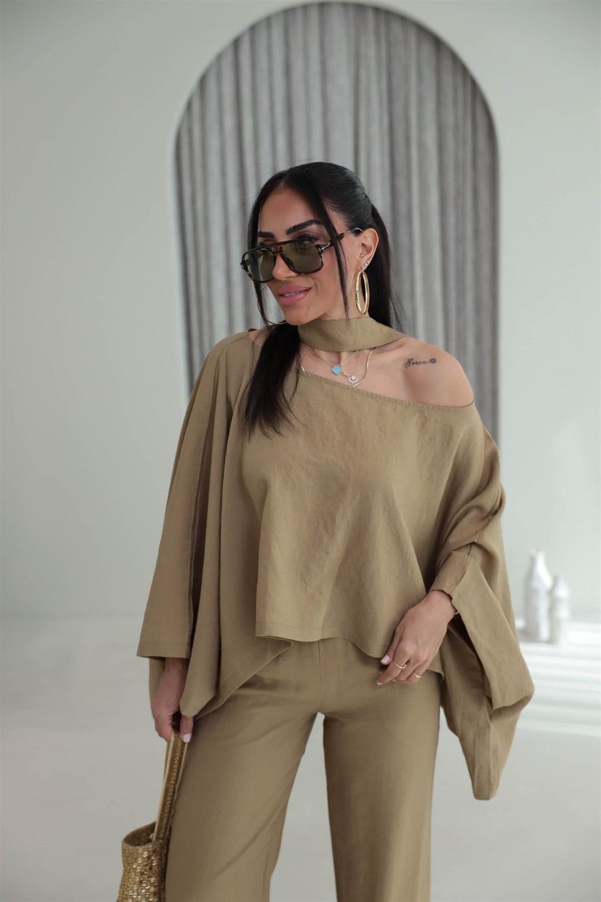 Fular Detaylı Pelerin Bluz Pantolon Takım OLİVE