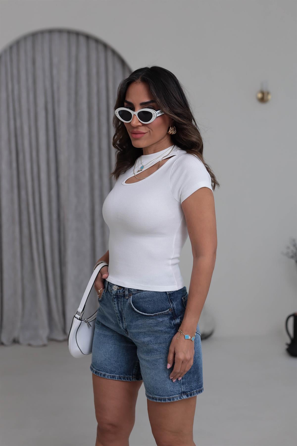 4693 Ön Detaylı Bluz EKRU