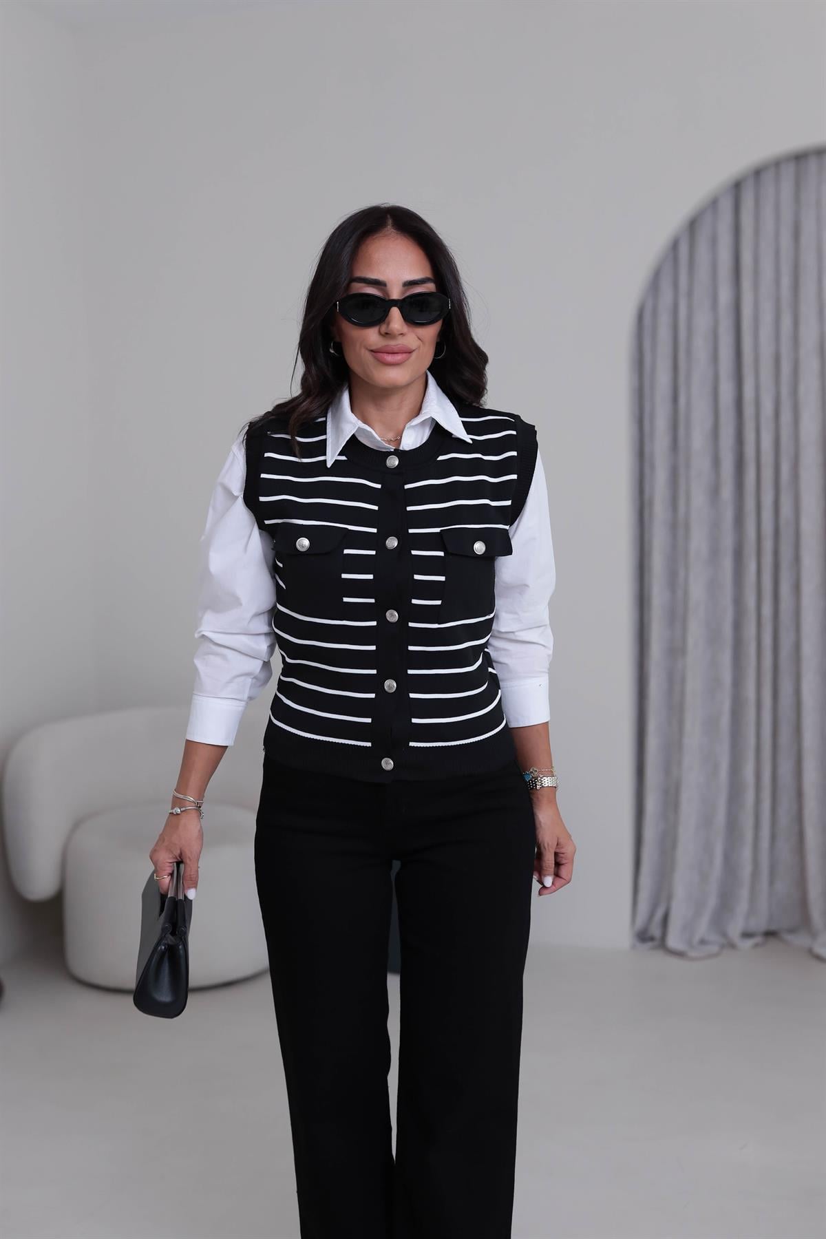 0363 Massi Çizgili Cepli Yelek SİYAH