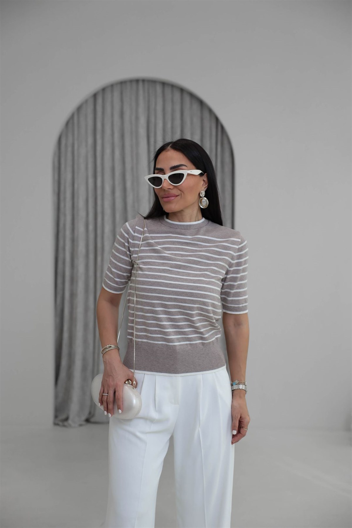 T-122 Çizgili Bisiklet Yaka Kısa Kol Triko Bluz SÜTLÜ KAHVE