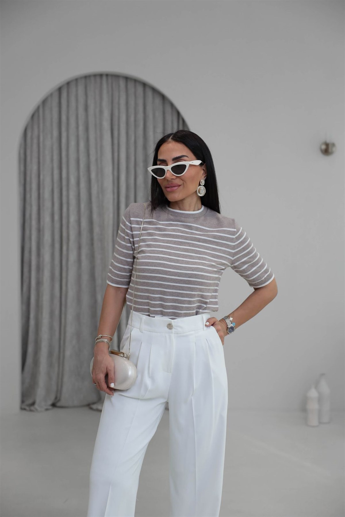 T-122 Çizgili Bisiklet Yaka Kısa Kol Triko Bluz SÜTLÜ KAHVE