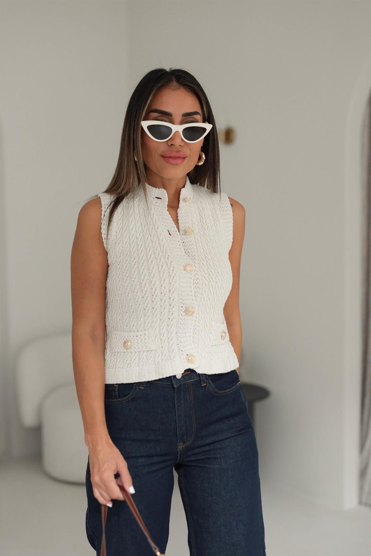 4501 Saç Örgü Detaylı Gold Düğmeli Yelek EKRU