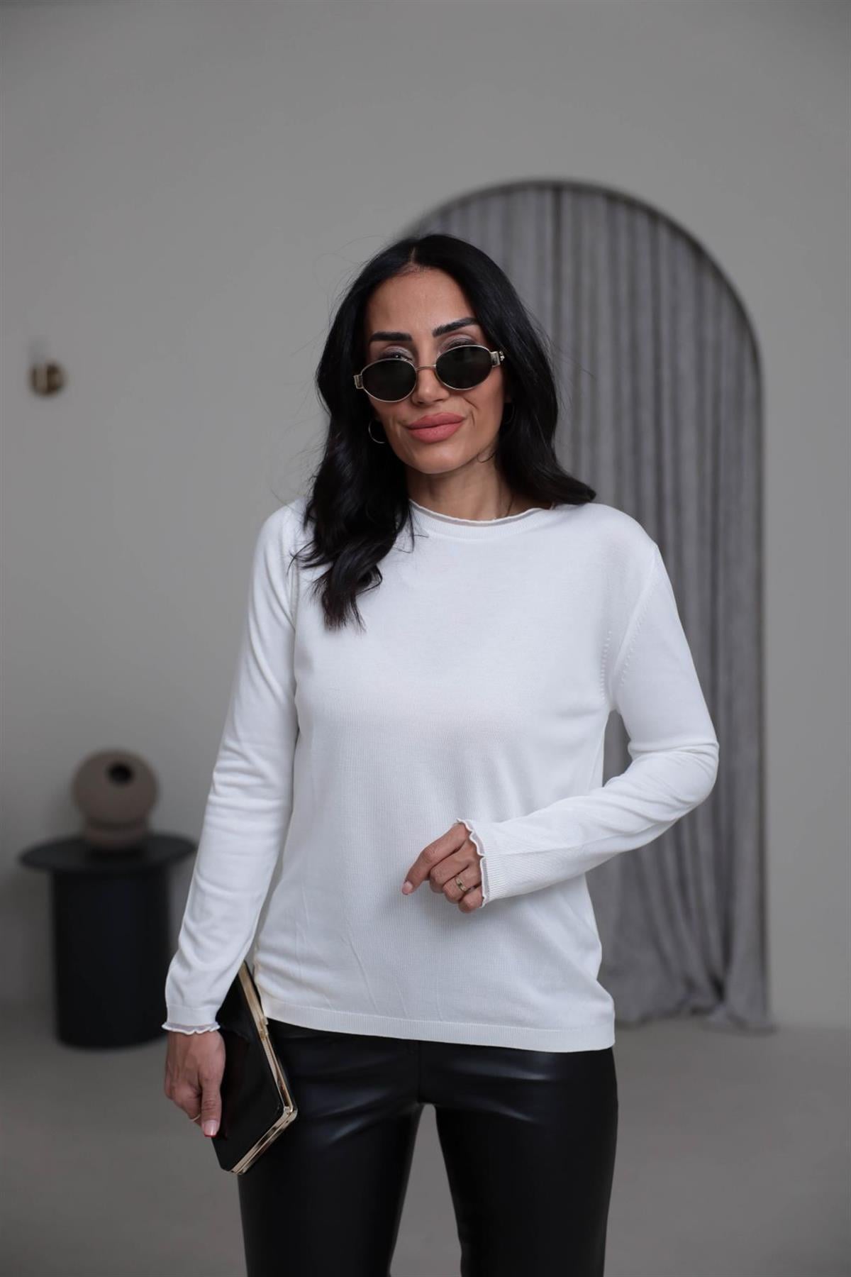 104 Yaka Kol Fırfır Detay Viskon Triko Bluz EKRU