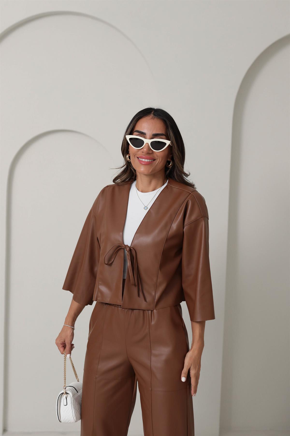 1413 Deri Pantolon ve Ceketli Takım TABA