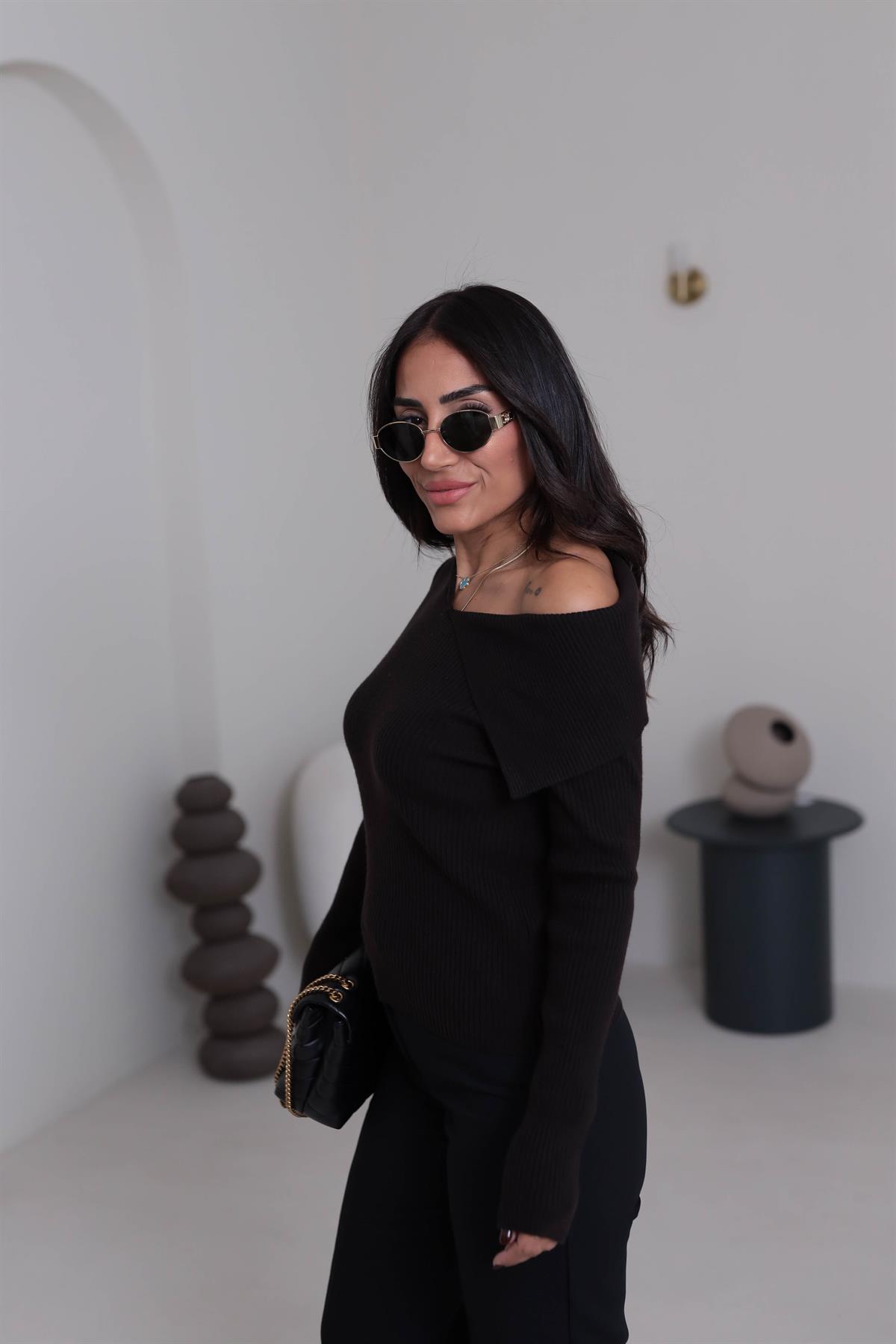 0815 Asimetrik Yaka Fitilli Triko Kazak ACI KAHVE