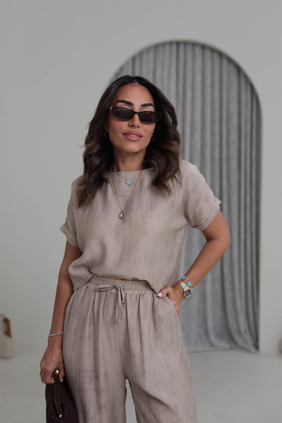 0450 Düşük Omuz Bluz Ve Geniş Paça Pantolon Takım VİZON