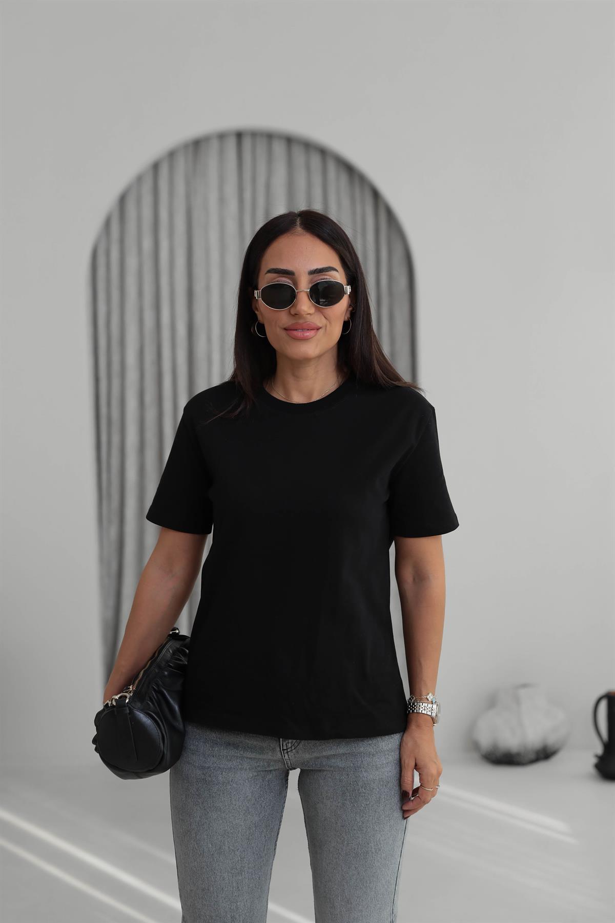 30312 Dekoratif Dikişli Bisiklet Yaka Tshirt SİYAH