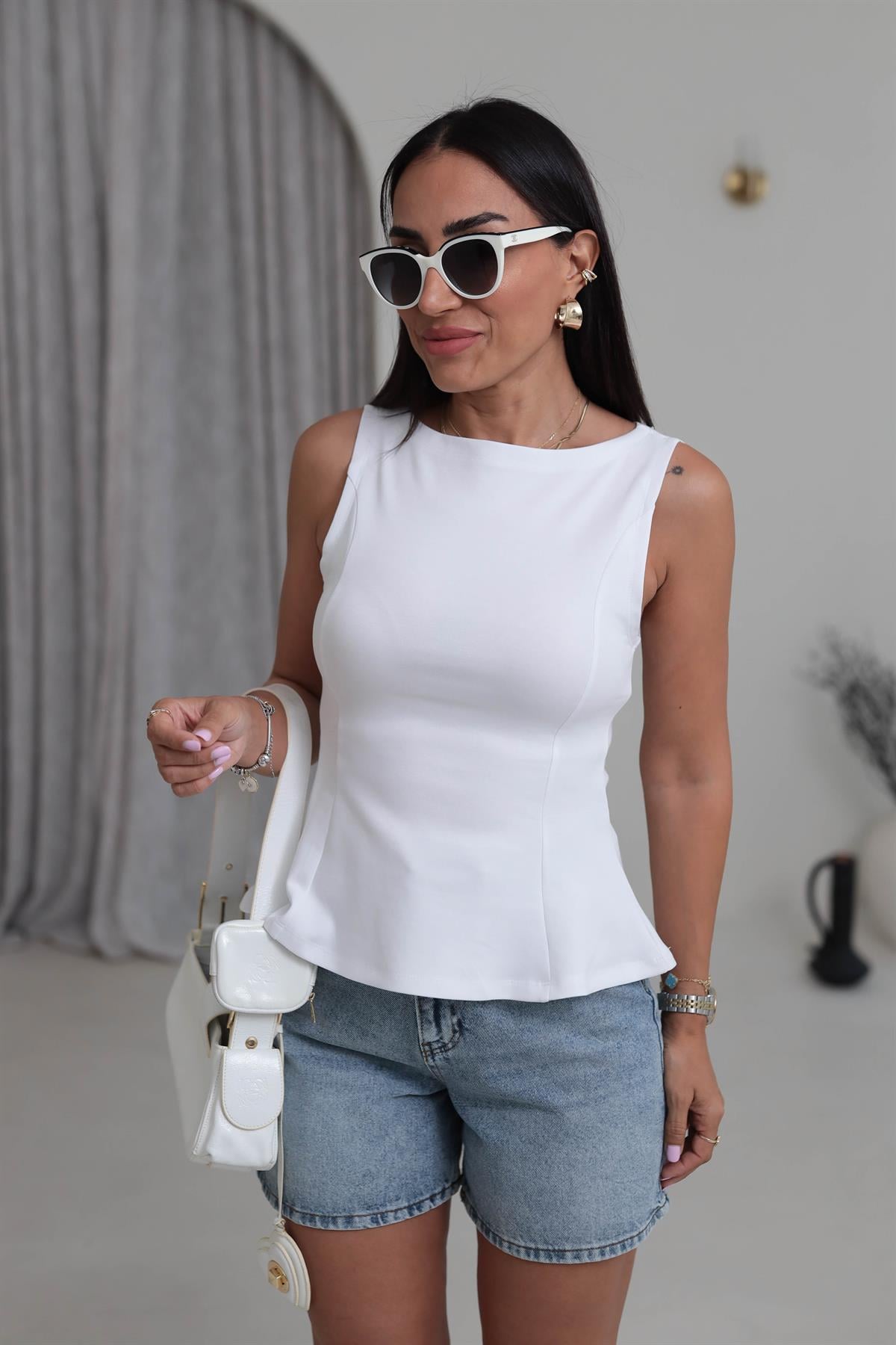 1001 Kayık Yaka Pamuklu Peplum Bluz BEYAZ