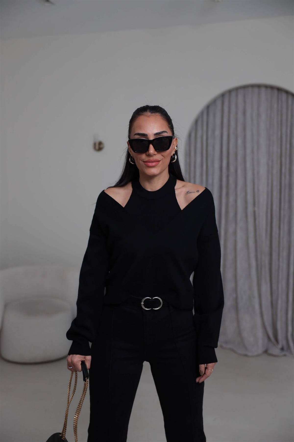 1206 V Yaka İkili Korsman Bluz SİYAH