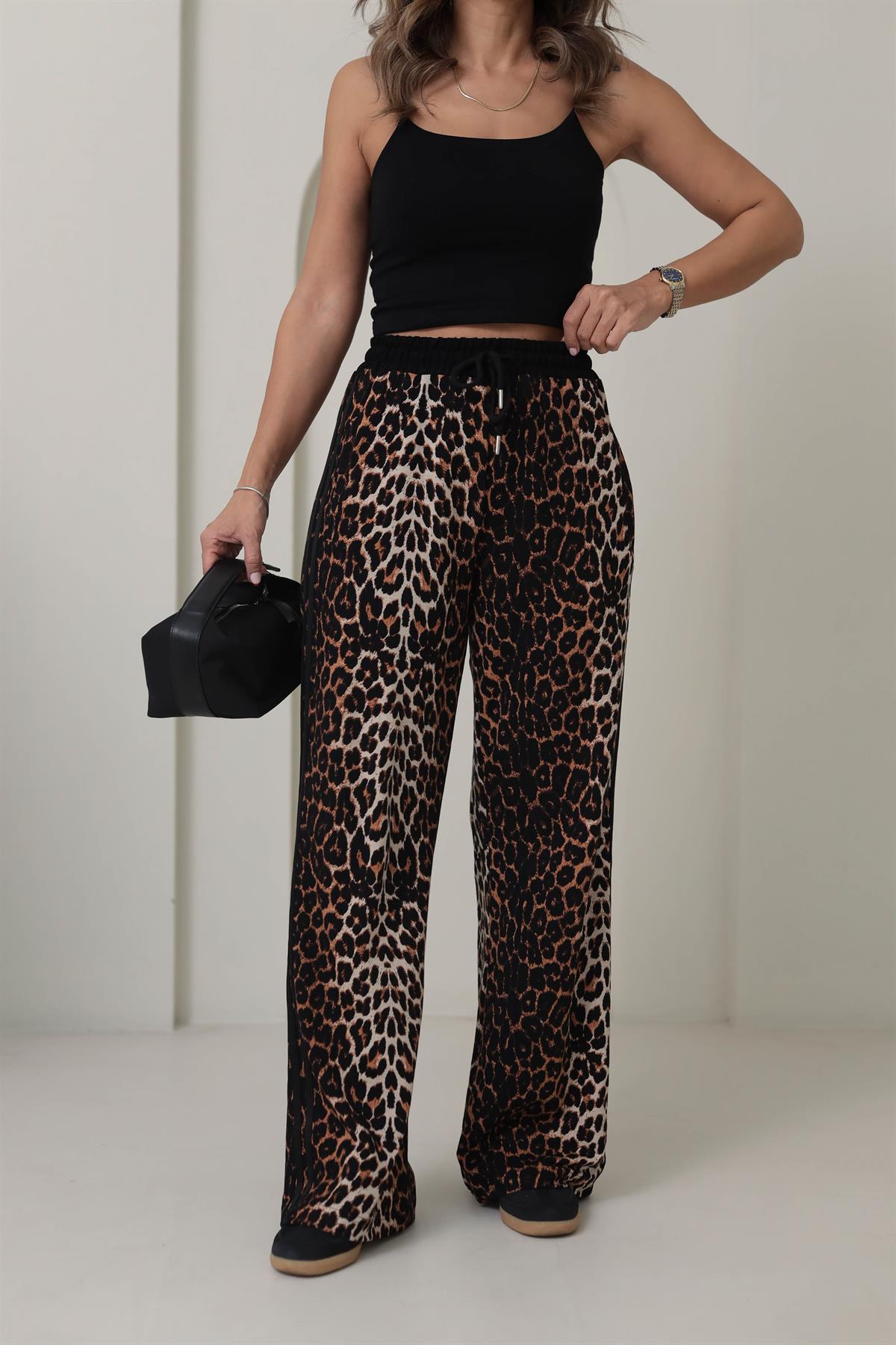 Leopar Desen Yanları Şeritli Eşofman Altı LEOPAR