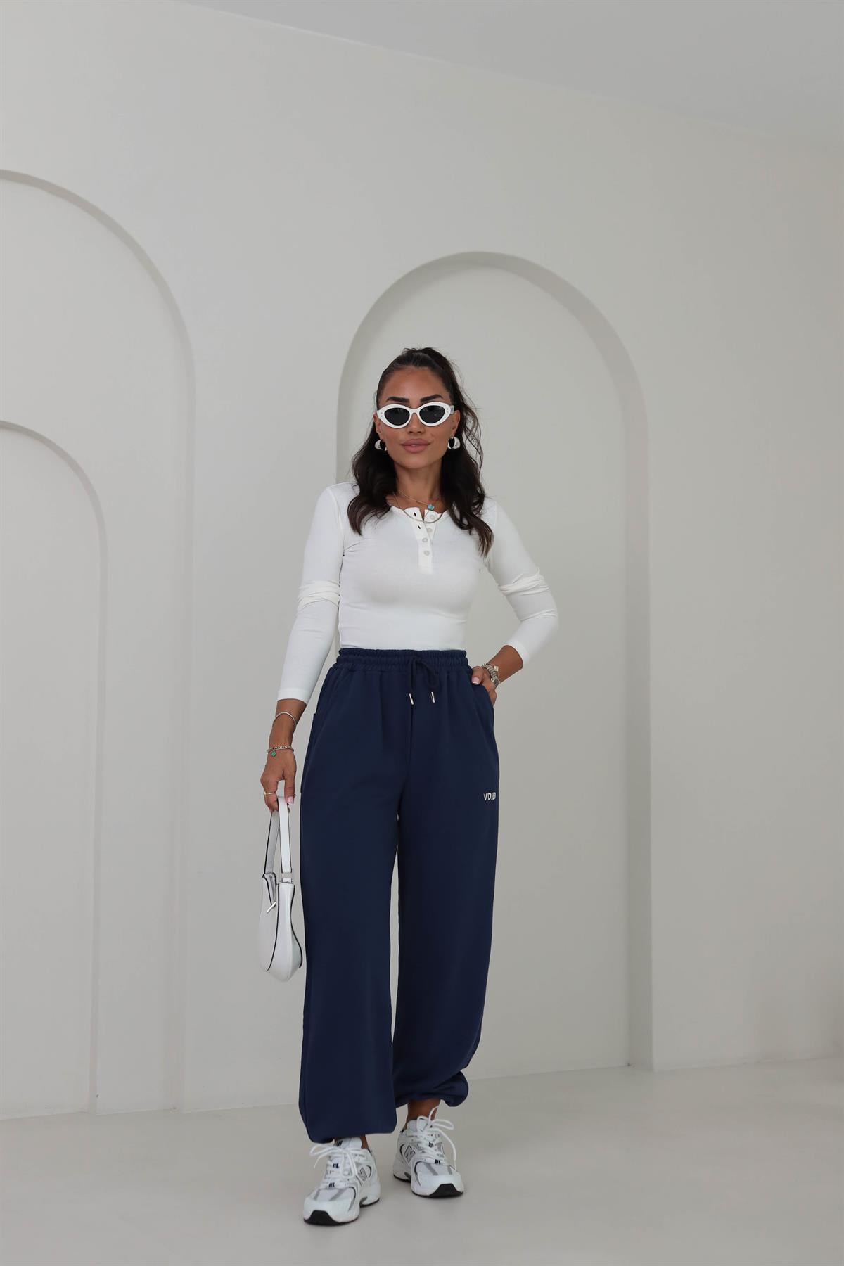 1040 Bisiklet Yaka Düğmeli Yumuşak Body EKRU