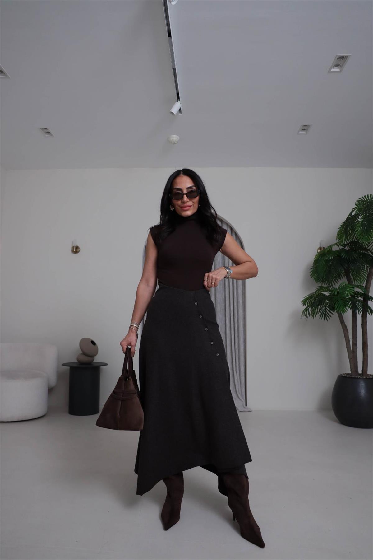 7298 Verev Düğmeli Asimetrik Etek KAHVE