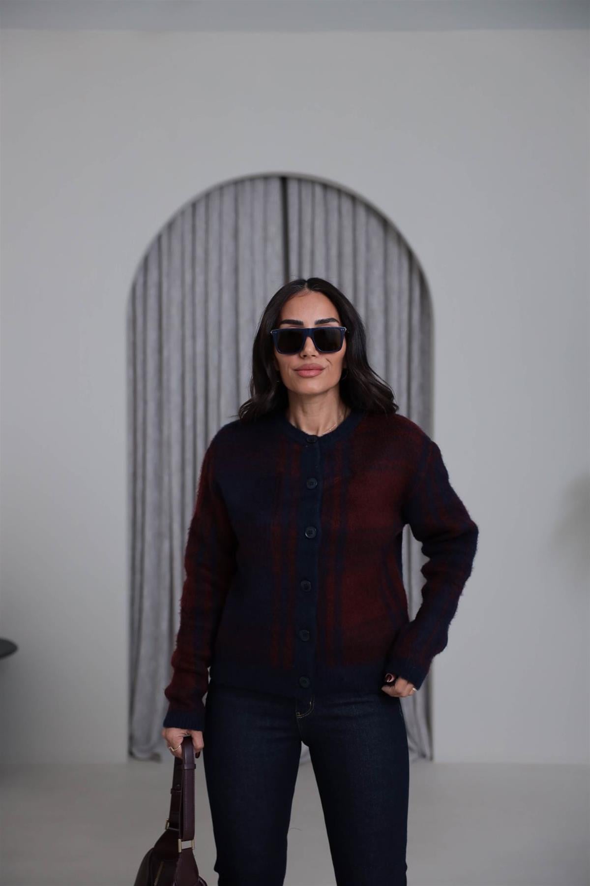 0092 Bisiklet Yaka Kare Desenli Hırka BORDO-LACİ