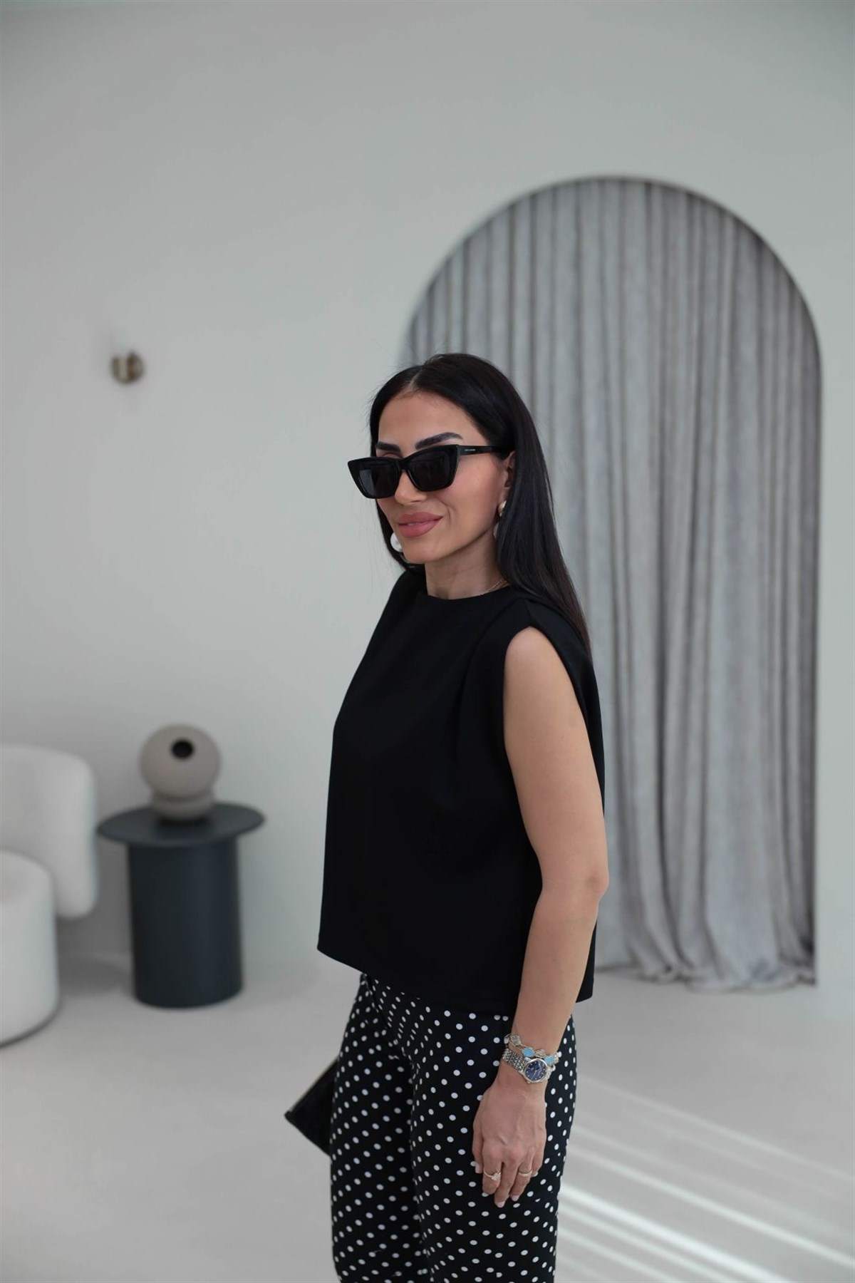 1376 Bisiklet Yaka Omzu Pileli Bluz SİYAH