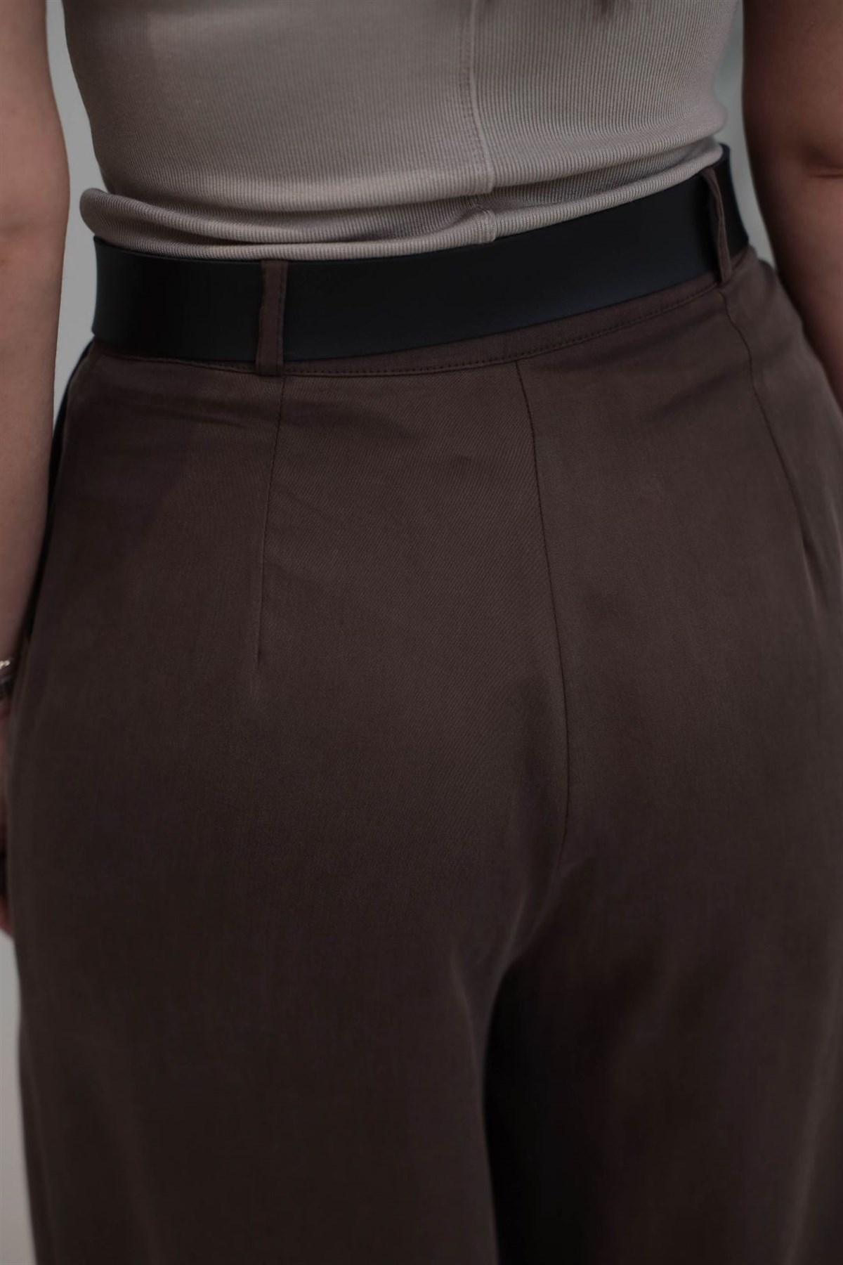 3205 Kemerli Tencel Kumaş Bol Pantolon KAHVE