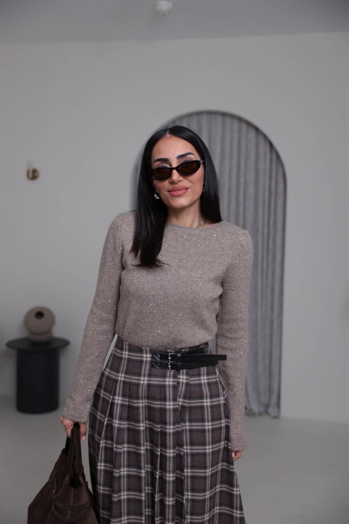 0836 Kayık Yaka Pullu Simli Triko AÇIK VİZON