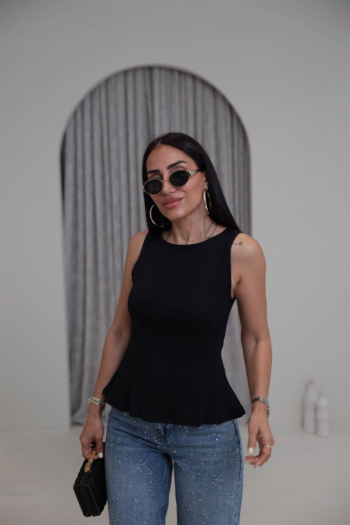 1919 Bisiklet Yaka Peplum Bluz SİYAH