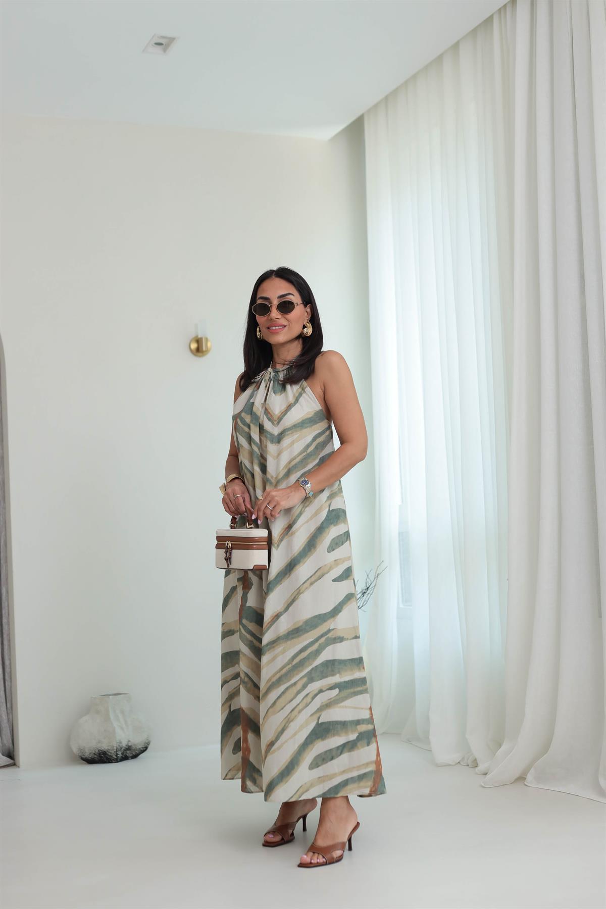 0463 Boyundan Bağlamalı Desenli Maxi Elbise DESENLİ