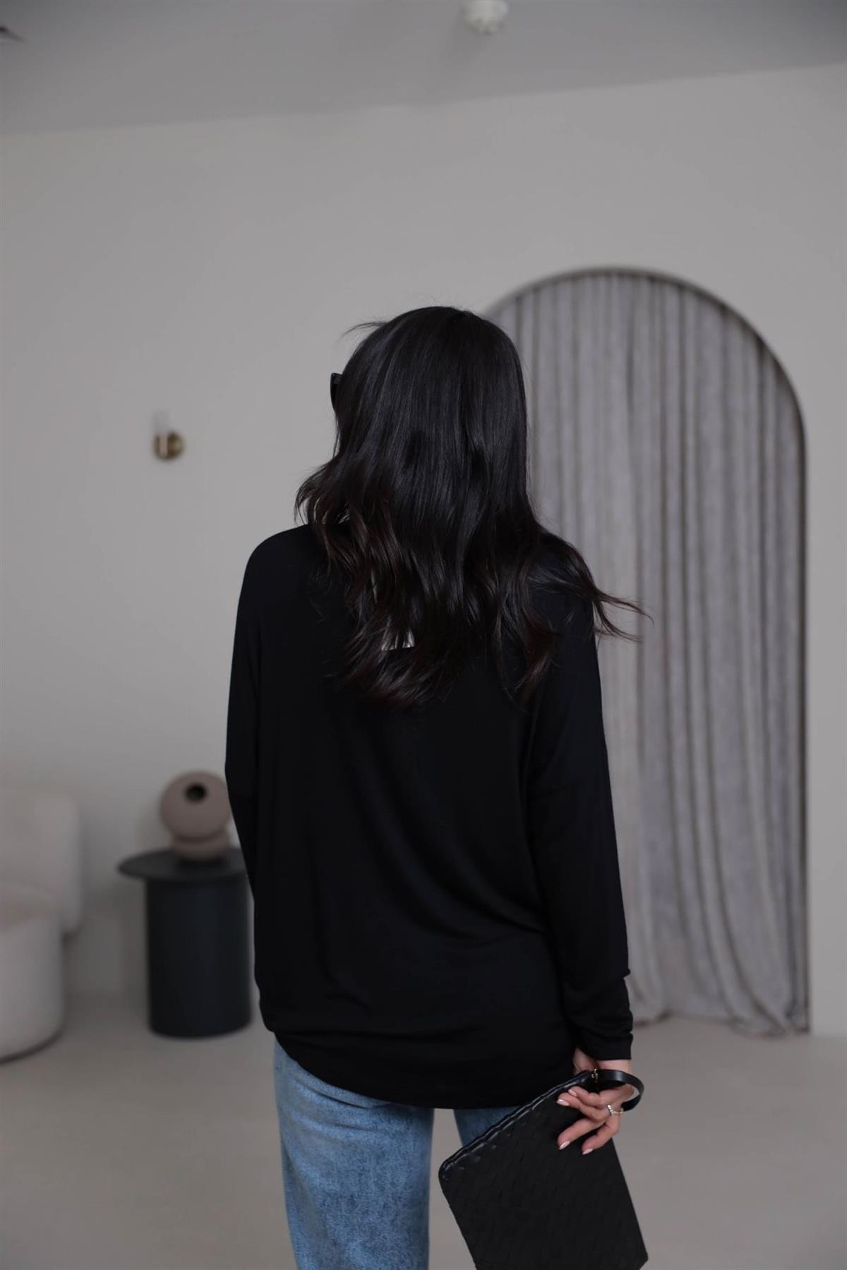 7590 V Yaka Yumoş Bluz SİYAH