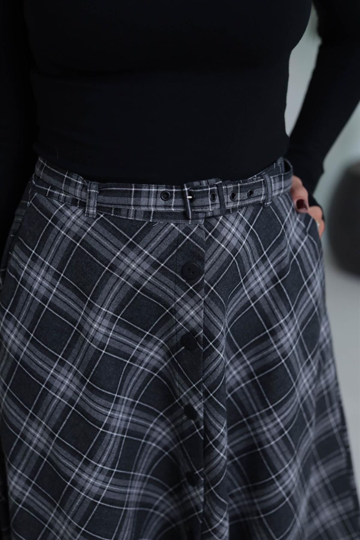 6977 Ön Düğme Detaylı Ekose Çan Etek SİYAH