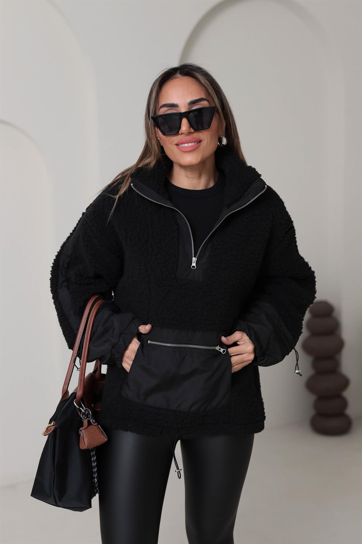 Yarım Fermuarlı Paraşüt Kumaş Detaylı Sweatshirt SİYAH