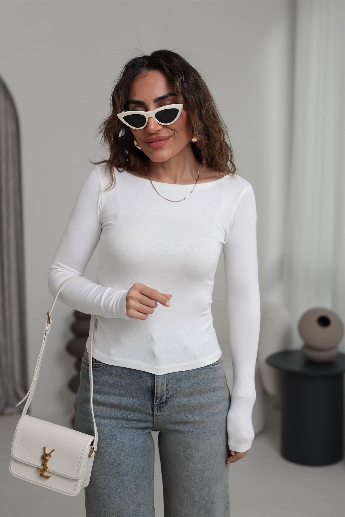 1025 Geniş Yaka Modal Bluz EKRU