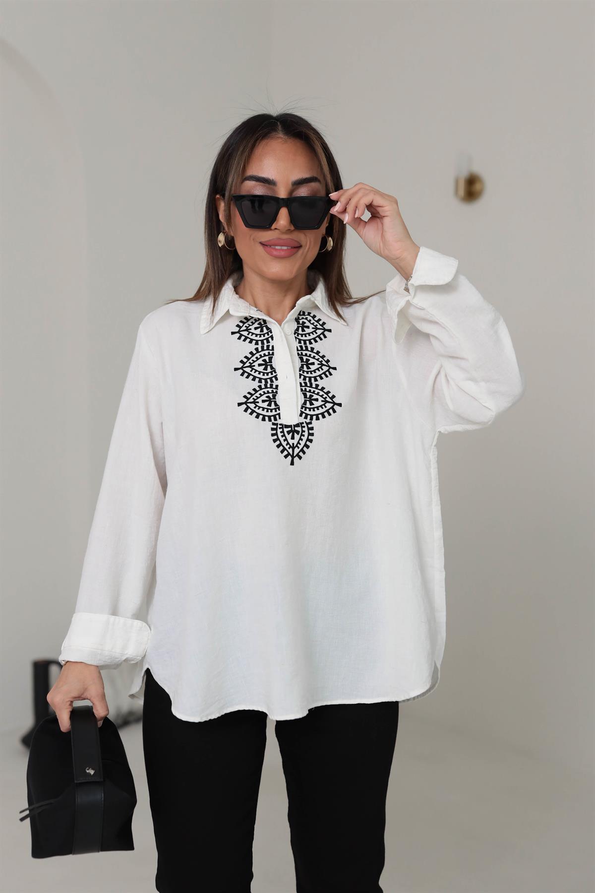 1379 Önü Nakış İşlemeli Gömlek EKRU