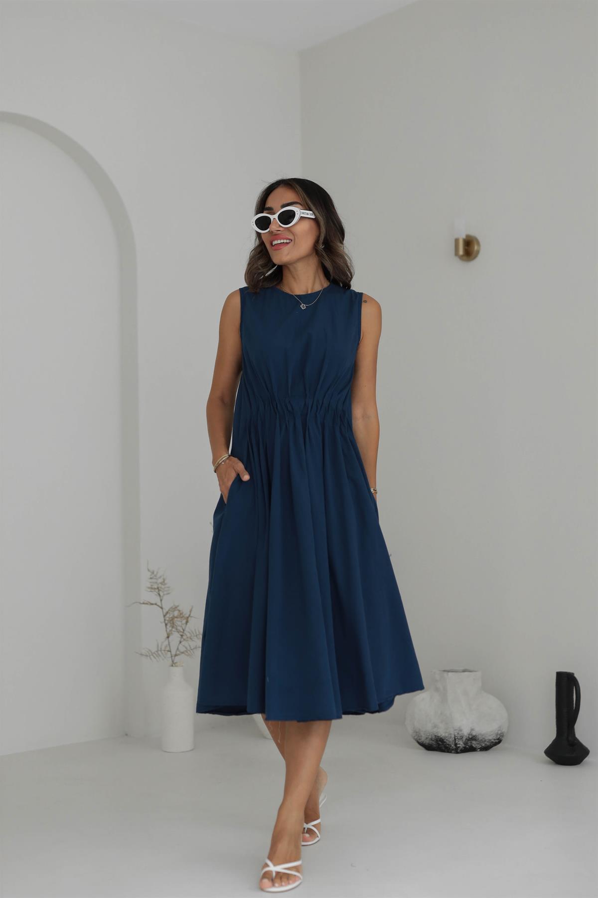 1620 Önden Büzgü Detaylı Elbise