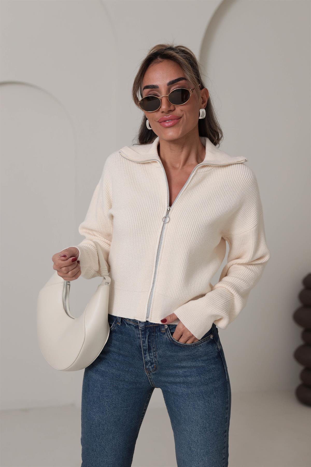 1054 Fermuarlı Yakalı Hırka EKRU