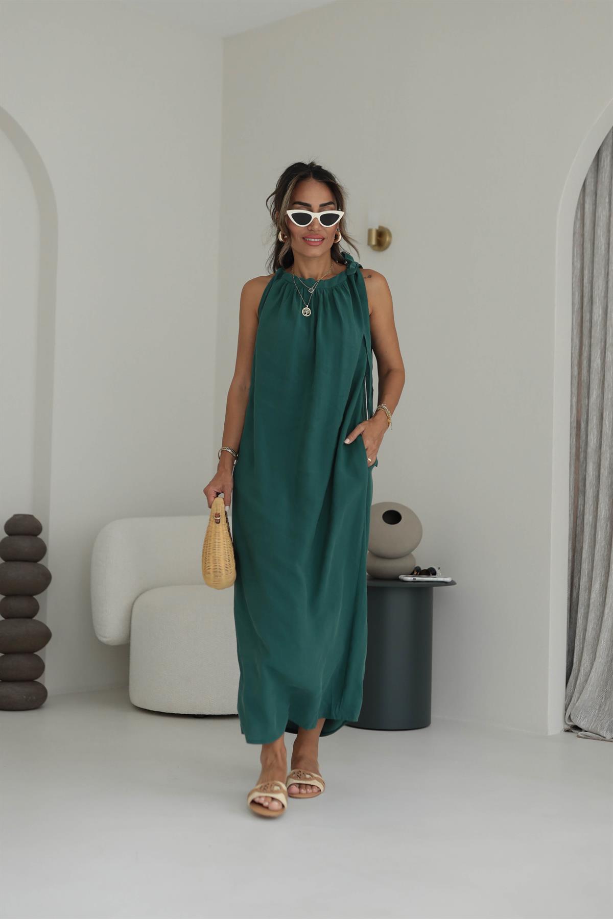 3213 Tek Omuz Bağlama Detaylı Halter Yaka Cepli Rahat Elbise