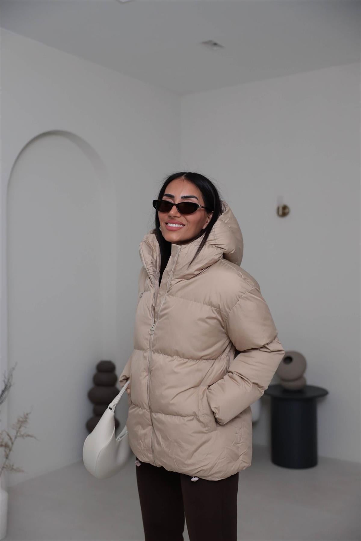 2158 Fermuar Cep Detaylı Şişme Mont BEJ