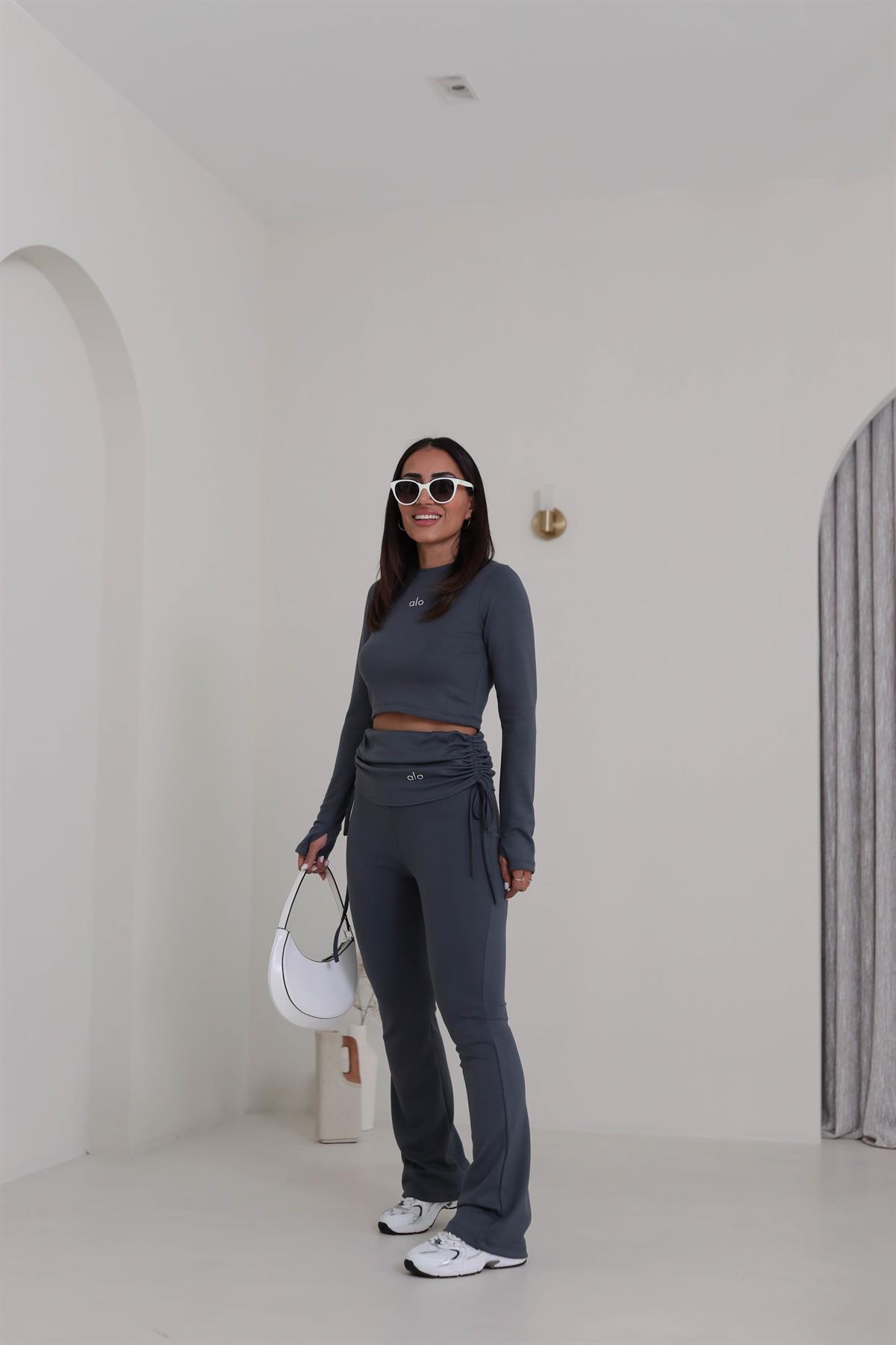 4033 Gümüş Yazı Baskılı Bel Detaylı Takım ANTRASİT